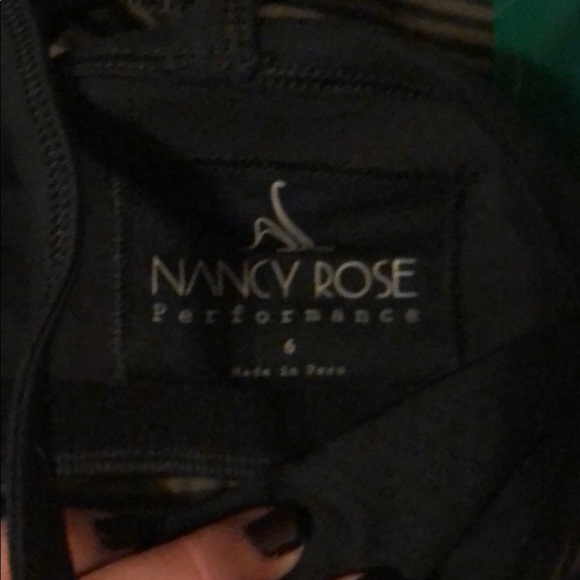 Nancy rose performance tank - Picture 3 of 3